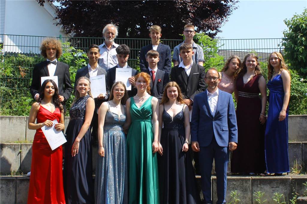 Klassen 10a bis 10d (nur Schülerinnen und Schüler, die ihr Einverständnis zur Veröffentlichung gegeben haben). 