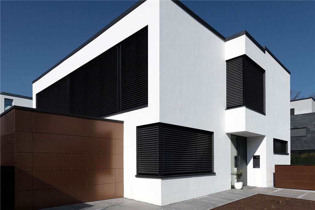 Tag der Architektur in Dortmund bietet einzigartige Blicke auf Phoenix-West Klassische Bauhaus-Architektur zeichnet das Wohnhaus am Merlinweg aus.