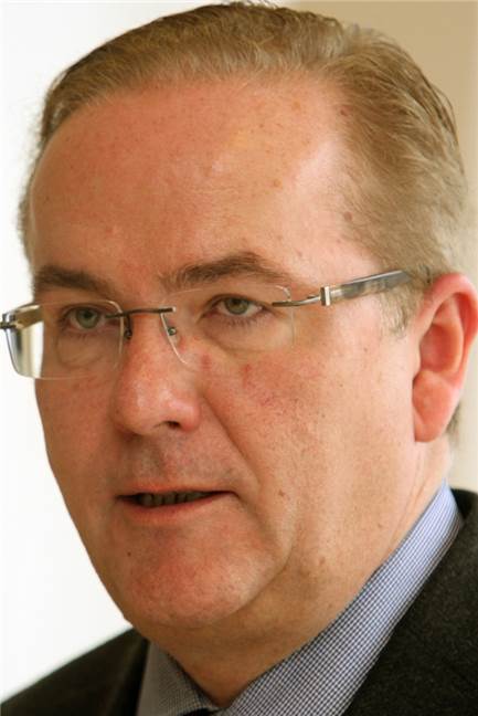 Lob für geplante Konzertabsage: „Xavier Naidoo ist ein Rattenfänger“ Klaus Wegener ist Mitorganisator des Netzwerks zur Bekämpfung von Antisemitismus in Dortmund und begrüßt den Plan der Stadt Dortmund ausdrücklich.