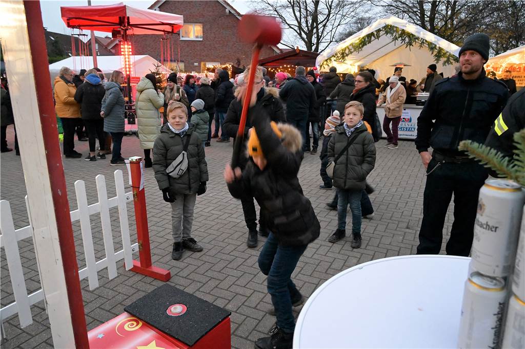 Klein, aber fein - so war der Cappenberger Weihnachtsmarkt.