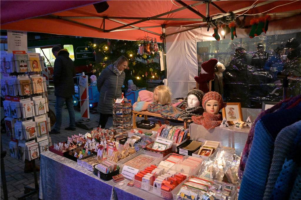 Klein, aber fein - so war der Cappenberger Weihnachtsmarkt.