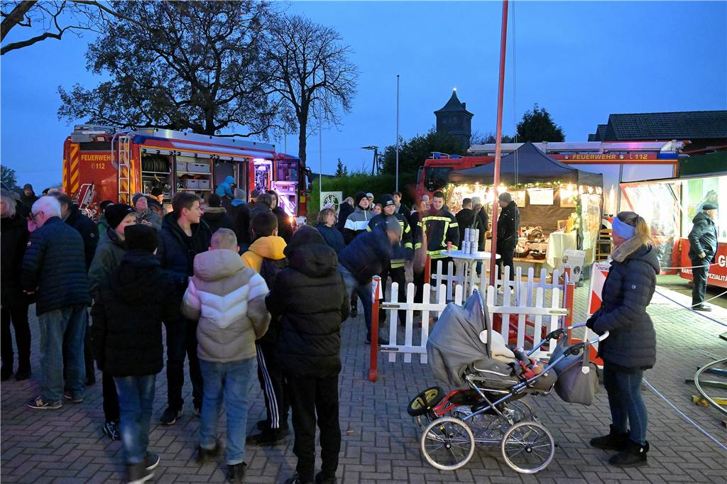 Klein, aber fein - so war der Cappenberger Weihnachtsmarkt.