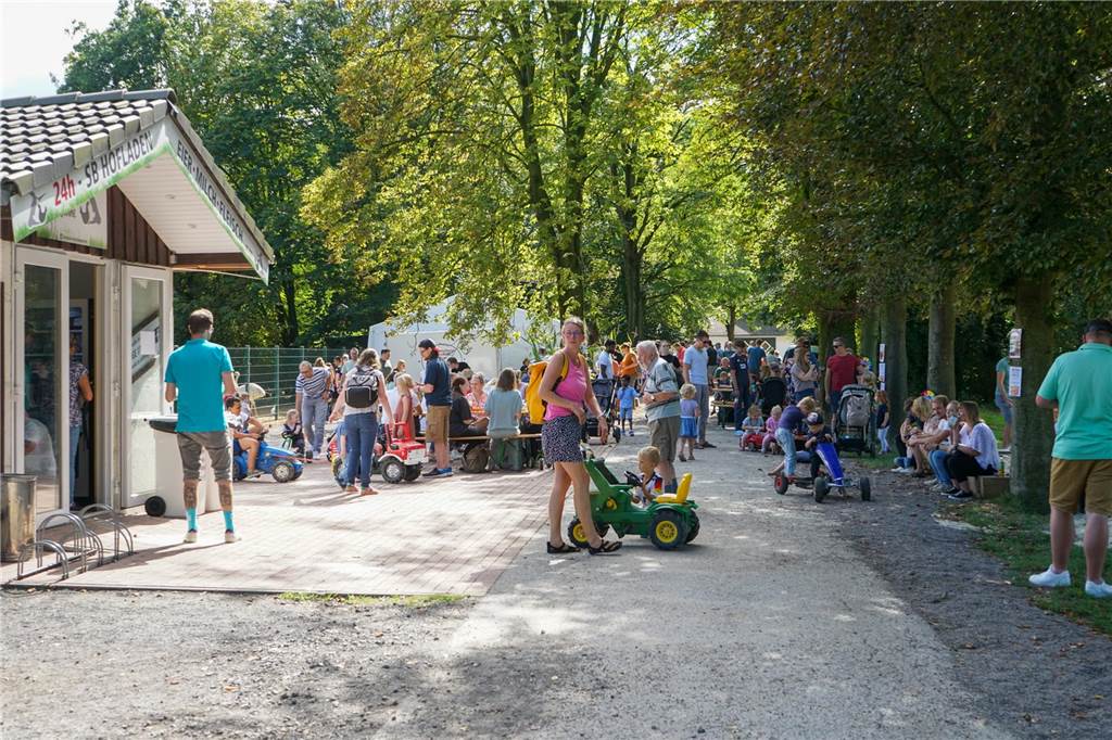 Kleine und große Kirchhellener kamen am Wochenende voll auf ihre Kosten und genossen die verschiedenen Angebote der sieben Ortsteile.