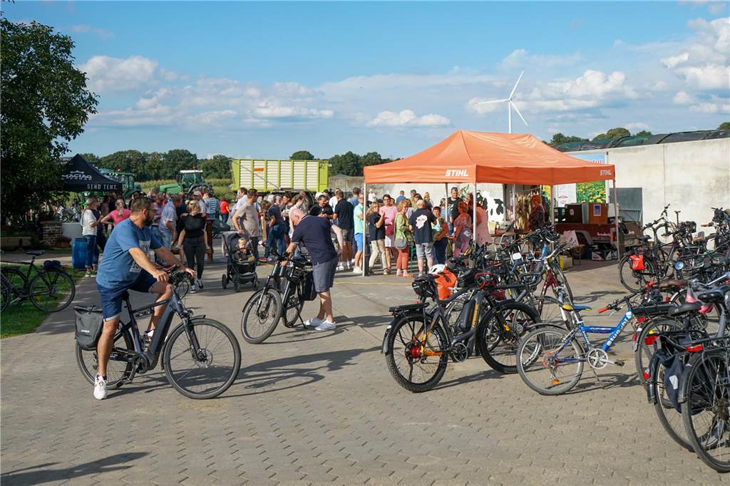 Kleine und große Kirchhellener kamen am Wochenende voll auf ihre Kosten und genossen die verschiedenen Angebote der sieben Ortsteile.
