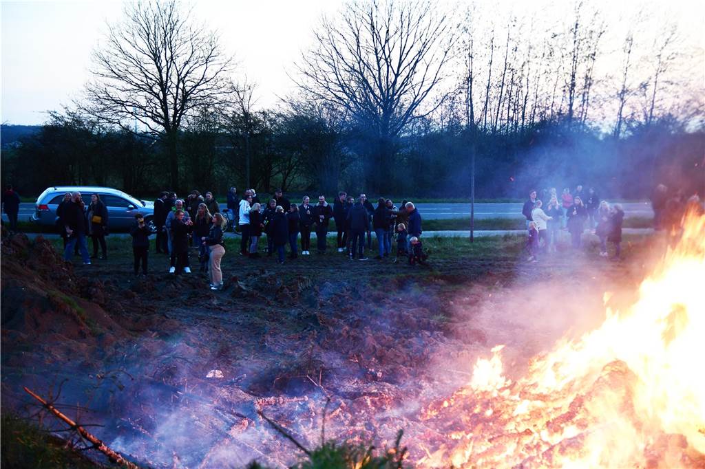 Knapp 200 Gäste besuchten das diesjährige Osterfeuer der Pfadfinder in Nordkirchen.