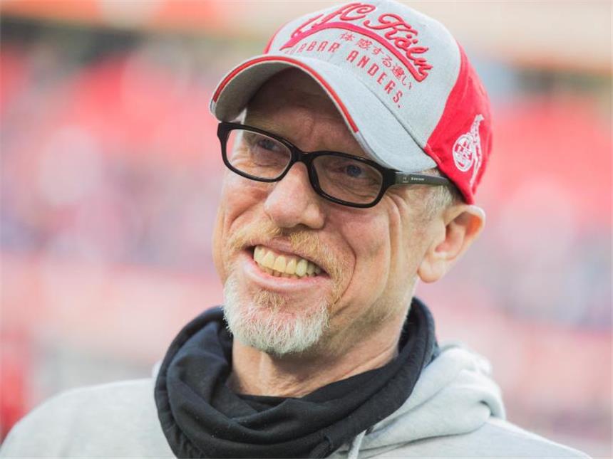 Bundesliga-Endpurt: Wer schafft es noch nach Europa? Kölns Trainer Peter Stöger will mit dem FC in die Europa League. Foto: Rolf Vennenbernd