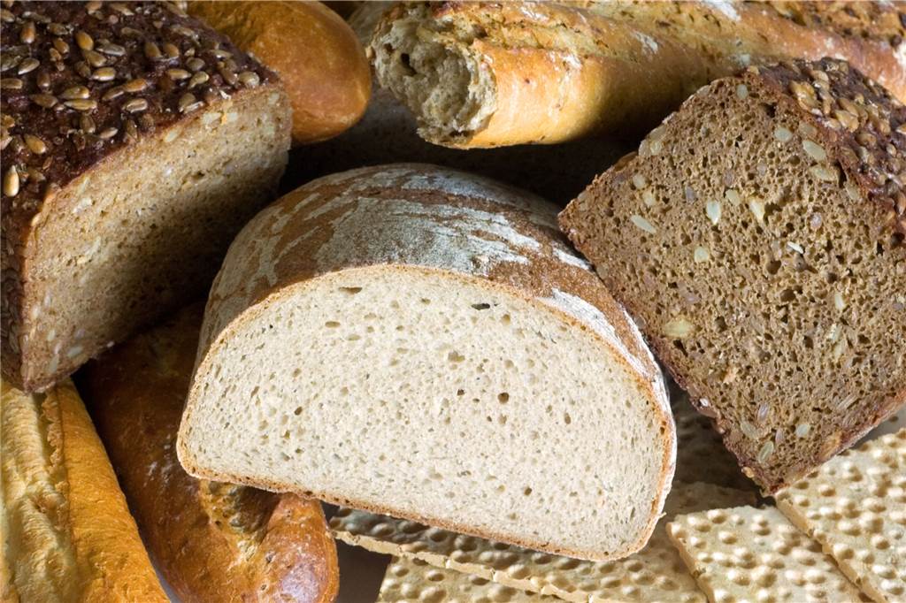 Diät-Mythen im Check – alles Lügen oder ist was Wahres dran? Kohlenhydrate sind nicht grundsätzlich schlecht, wenn man abnehmen möchte. Vollkorn-Produkte beispielsweise sind sogar gut für unseren Körper.