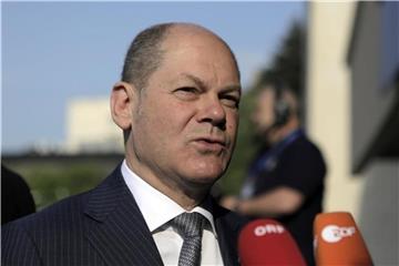 Kommt in Brüssel mit seinen EU-Amtskollegen zusammen: Finanzminister Olaf Scholz. Foto: Valentina Petrova/AP