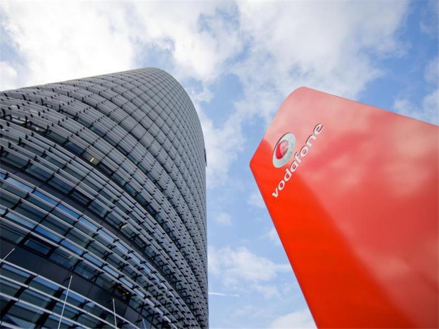 Weitere 170 Arbeitsplätze bei Vodafone auf der Kippe Konzernzentrale von Vodafone in Düsseldorf: Der britische Konzern prüft den Abbau von weiteren 170 Arbeitsplätzen in Deutschland. Foto: Rolf Vennenbernd/Archiv