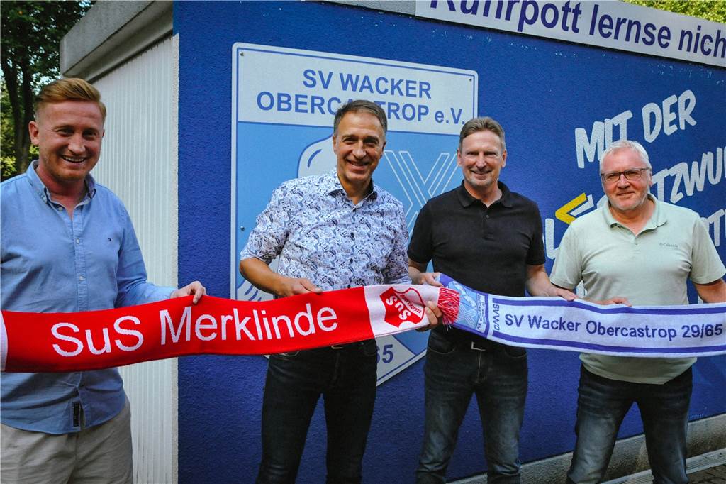 Für Win-Win: Wacker Obercastrop macht gemeinsame Sache mit einem Castrop-Rauxeler Klub Kooperieren: (v.l.) Martin Janicki vom SV Wacker Obercastrop sowie Martin Broll, Uwe Manthey und Toni Schreier vom SuS Merklinde.