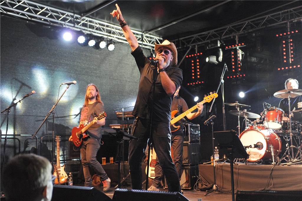 „K.R.A.S.S.“ wird ebenfalls 25.