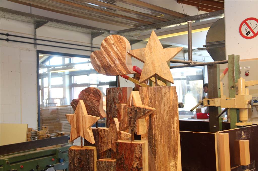 Adventsbasar der Caritas-Werkstatt Nordkirchen: Zugangsregeln verschärft Kreativität ist zum Adventsbasar der Caritas-Werkstätte Nordkirchen gefragt. Es gibt viel Schönes zu kaufen.