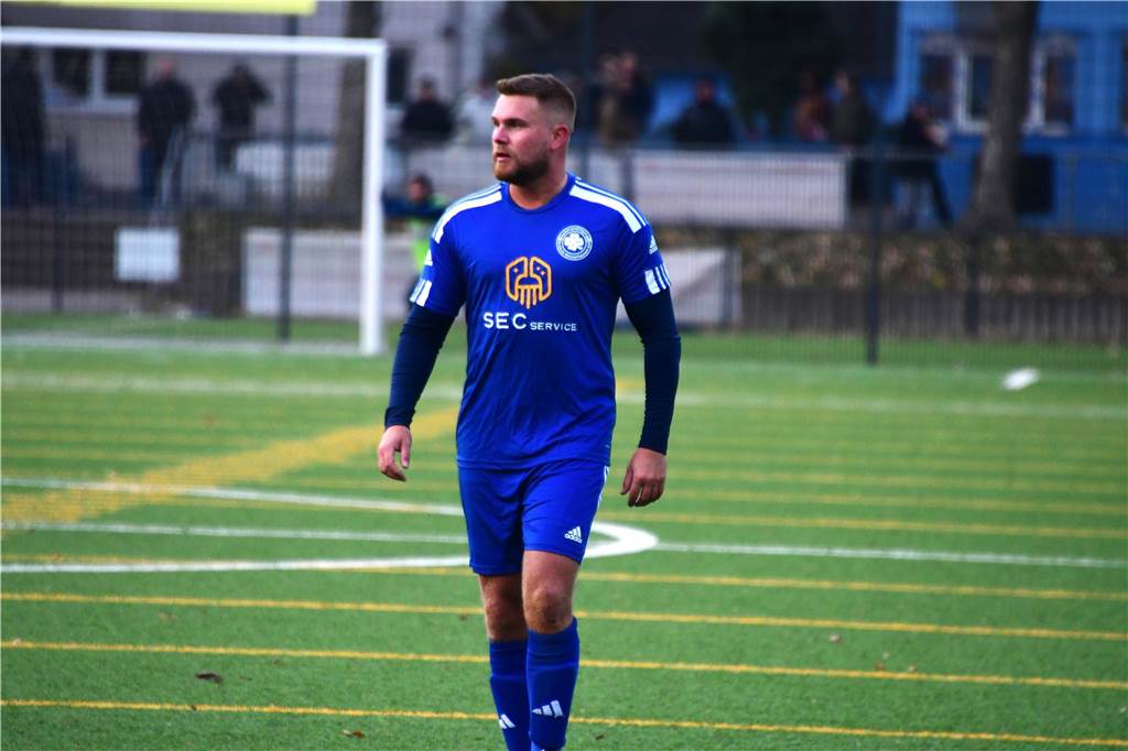 Kreisliga-B-Spitzenreiter Wacker Obercastrop kassierte bei seinem 3:2-Sieg bei SG Arminia Holsterhausen/Stephanus die ersten Gegentore der Saison.