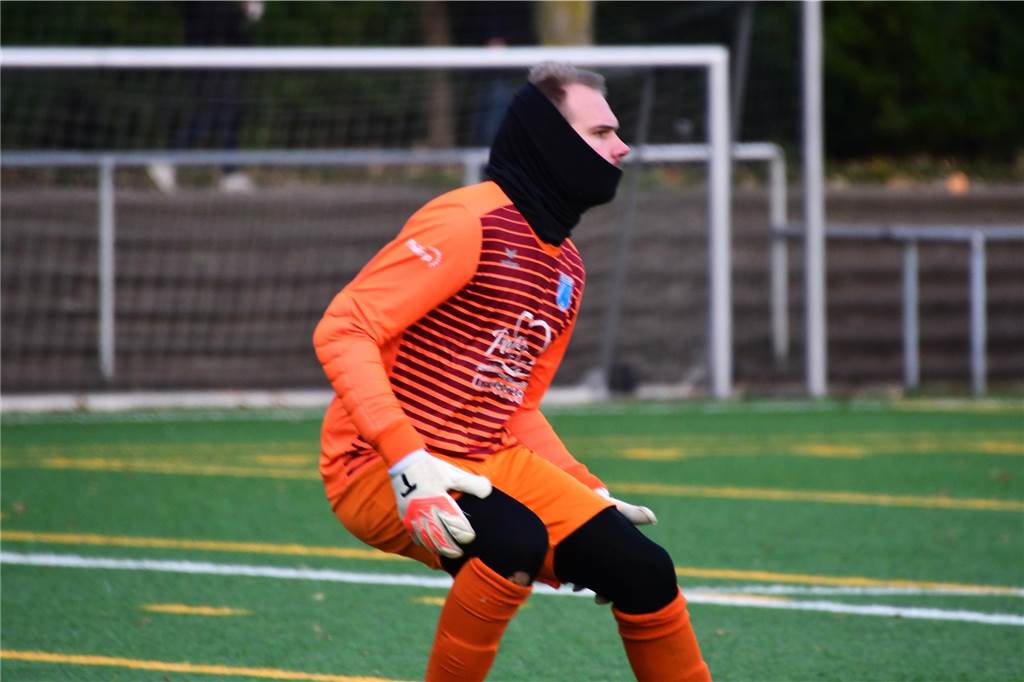 Kreisliga-B-Spitzenreiter Wacker Obercastrop kassierte bei seinem 3:2-Sieg bei SG Arminia Holsterhausen/Stephanus die ersten Gegentore der Saison.