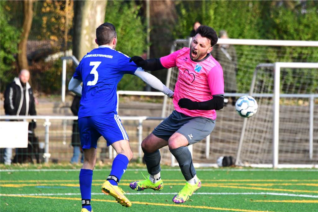 Kreisliga-B-Spitzenreiter Wacker Obercastrop kassierte bei seinem 3:2-Sieg bei SG Arminia Holsterhausen/Stephanus die ersten Gegentore der Saison.
