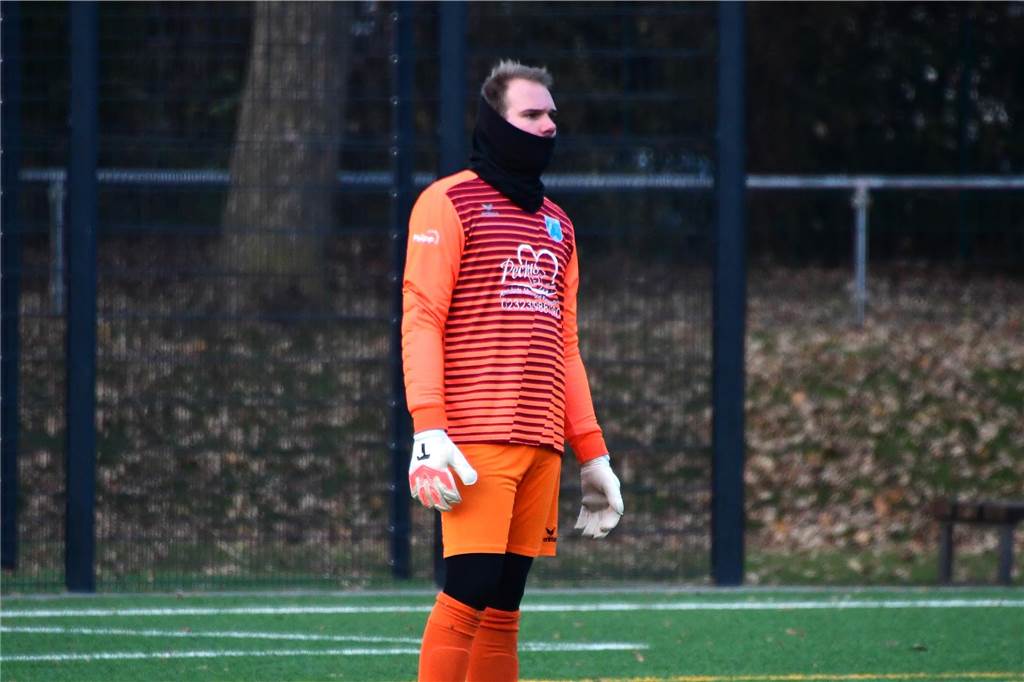 Kreisliga-B-Spitzenreiter Wacker Obercastrop kassierte bei seinem 3:2-Sieg bei SG Arminia Holsterhausen/Stephanus die ersten Gegentore der Saison.