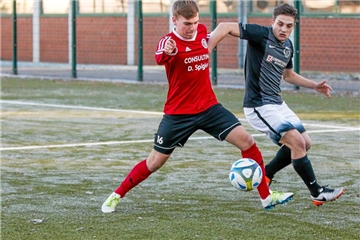 Kreisligist RW Germania (rot) mischt kräftig um den Aufstieg in die Bezirksliga mit.