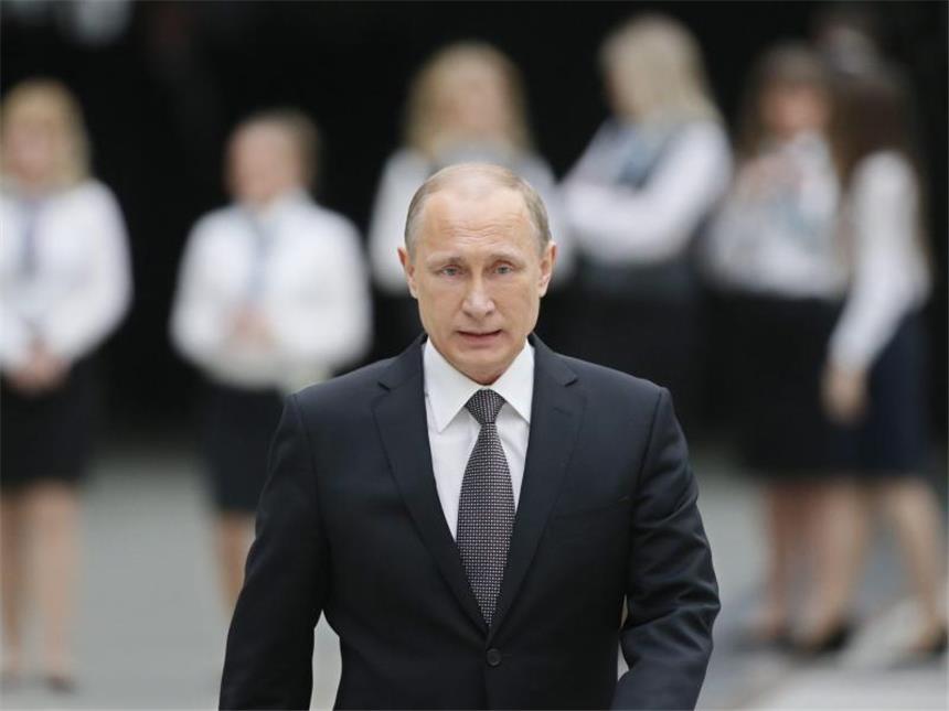 Putin weist in TV-Show Kritik an seiner Krisenpolitik zurück Kremlchef Wladimir Putin hat vom Westen mehr Respekt für die Interessen Russlands gefordert. Foto: Yuri Kochetkov