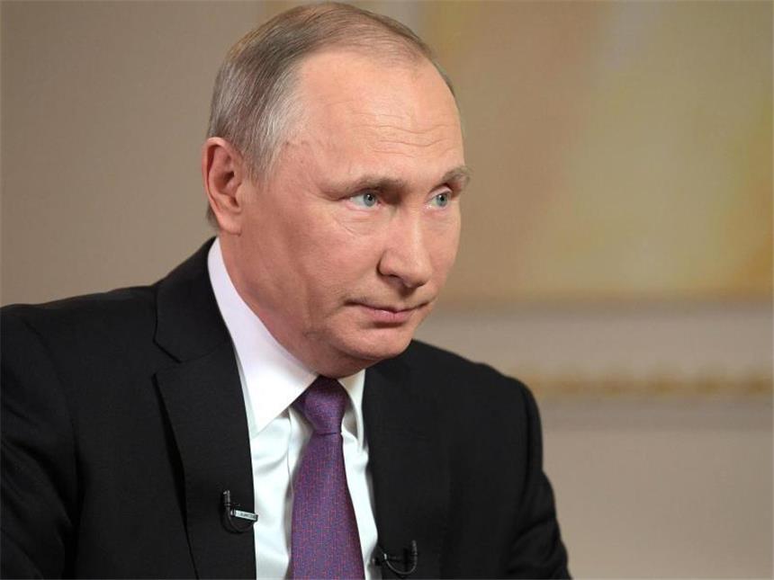 Verhärtete Fronten bei Treffen zwischen Putin und Tillerson Kremlchef Wladimir Putin ist über den US-Militärschlag gegen die Truppen seines Verbündeten Assad verärgert. Foto: Alexei Druzhinin/Zuma Press