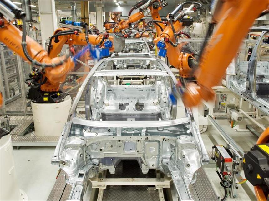 Roboterbauer Kuka mit Rekordgewinn Kuka ist einer der größten Hersteller von Industrierobotern. Foto: Julian Stratenschulte
