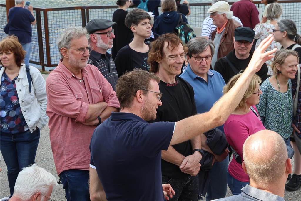 Kunst, Kultur, Musik und jede Einblicke in die Zukunft des Hafens und wie sehr er sich bereits gewandelt hat, gab es beim 11. Hafenspaziergang am 26.8. am Dortmunder Hafen.