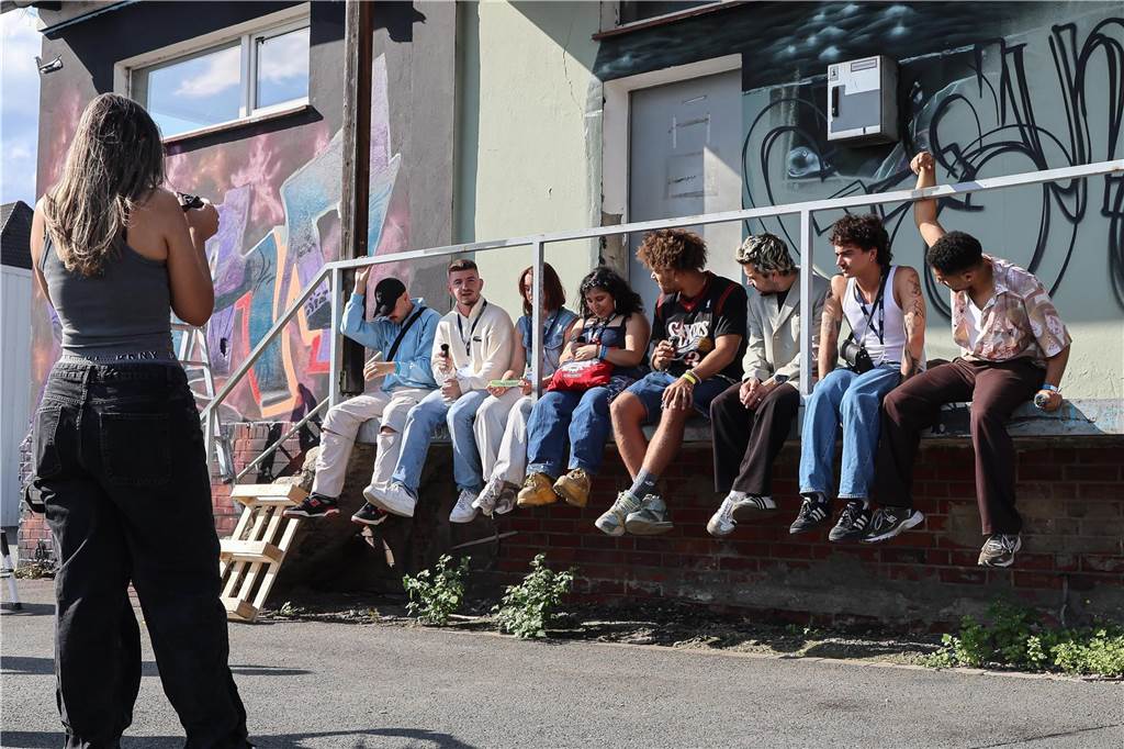Kunst, Kultur, Musik und jede Einblicke in die Zukunft des Hafens und wie sehr er sich bereits gewandelt hat, gab es beim 11. Hafenspaziergang am 26.8. am Dortmunder Hafen.