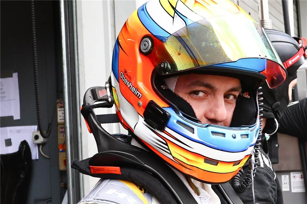 Moritz Oberheim ist zum ersten Mal ganz vorn: Nürburgring Langstreckenserie Moritz Oberheim