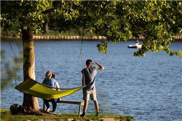Kurz vor dem offiziellen Ende des Sommers wird es noch einmal sommerlich warm in Deutschland. Foto: Daniel Karmann