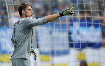 Laboriert an Rückenproblemen: VfL-Torhüter Andreas Luthe.