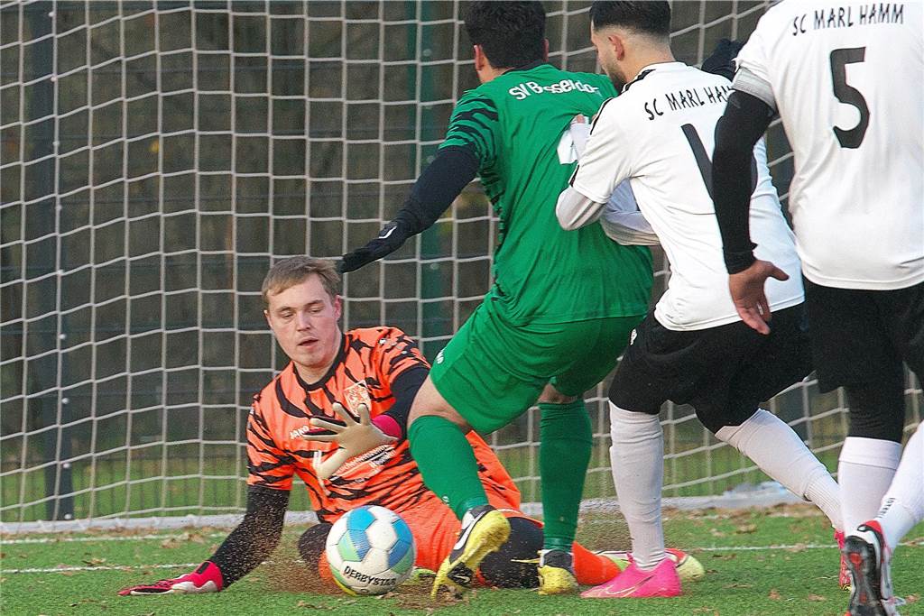 Lace Brandes stand erstmals in der Kreisliga B für den SV Bossendorf im Tor.