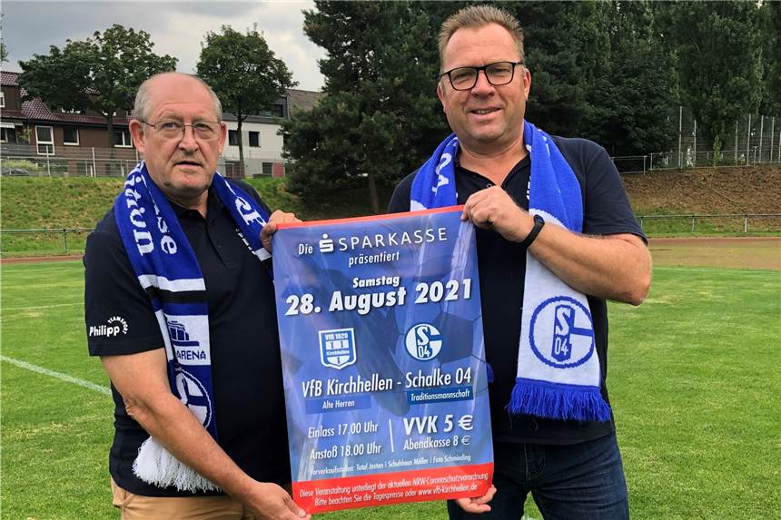 Laden zum Spiel ein: Egon Hauboldt und VfB-Chef Georg Garz