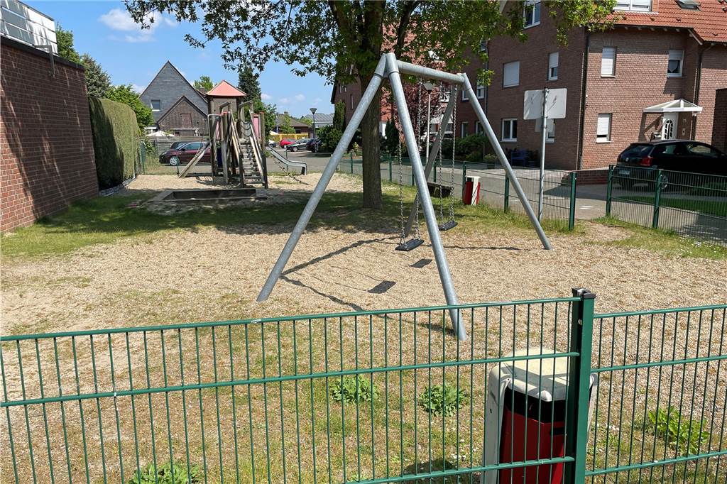 So sieht der schlimmste Spielplatz in Werne aus Spiel-Anlage in der Wohnsiedlung an der Schwietersstraße.