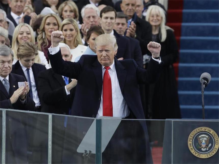 Empörung über Trumps Video-Attacke Lässt Fäuste sprechen: US-Präsident Donald Trump. Foto: Patrick Semansky