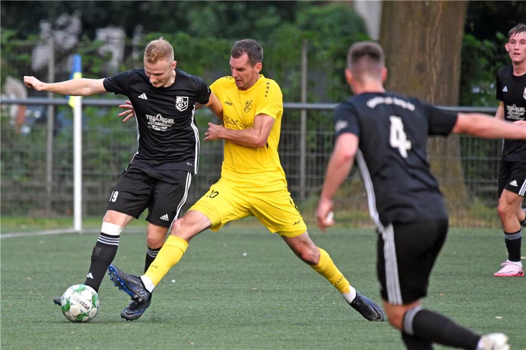 Landesliga 4, SV Dorsten-Hardt - Ibbenbürener Spvg. 2:2 (0:2)