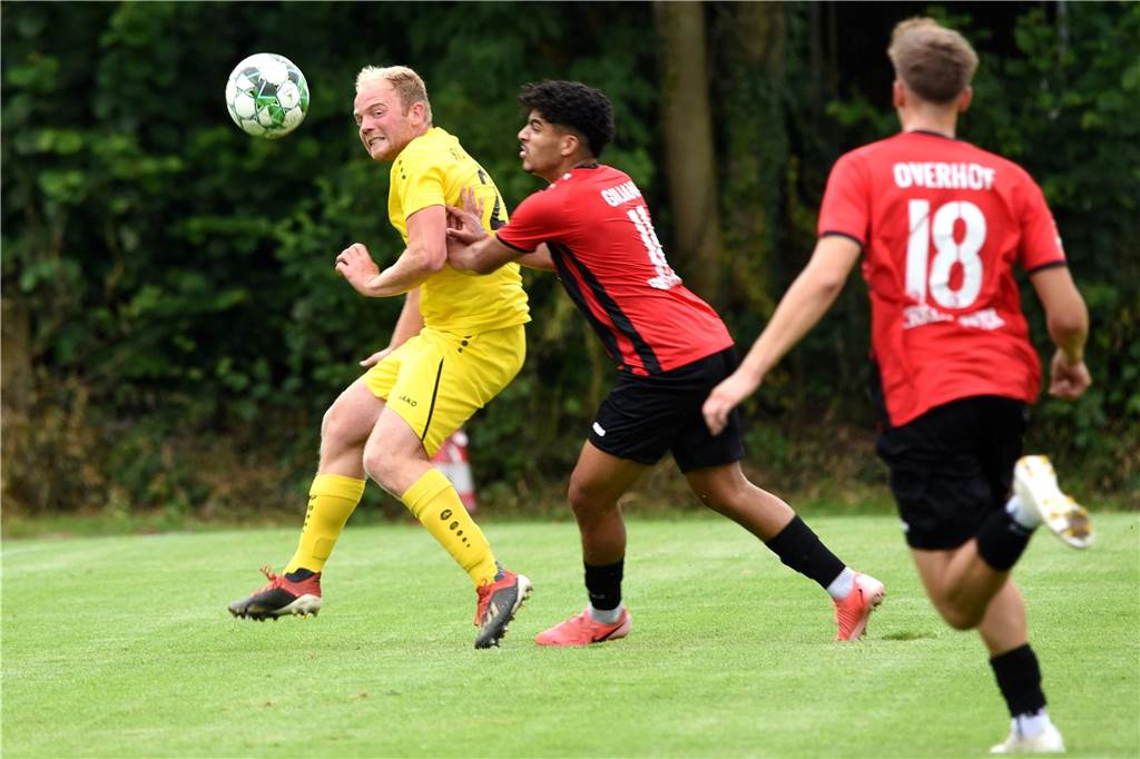 Landesligist Dorsten-Hardt unterliegt dem Oberligisten Spvgg. Erkenschwick mit 0:3.