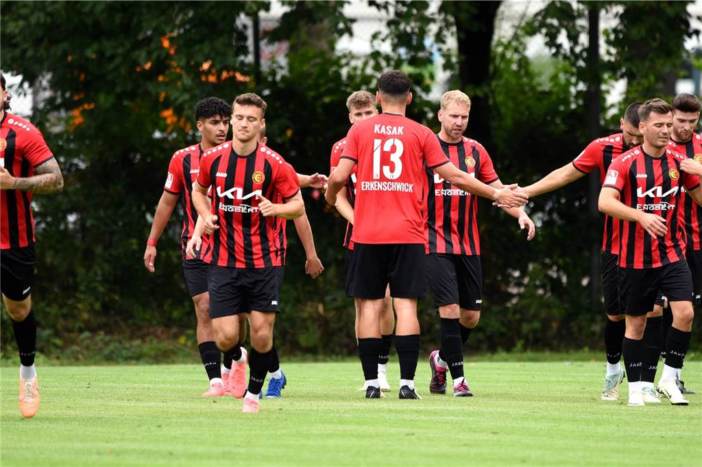 Landesligist Dorsten-Hardt unterliegt dem Oberligisten Spvgg. Erkenschwick mit 0:3.