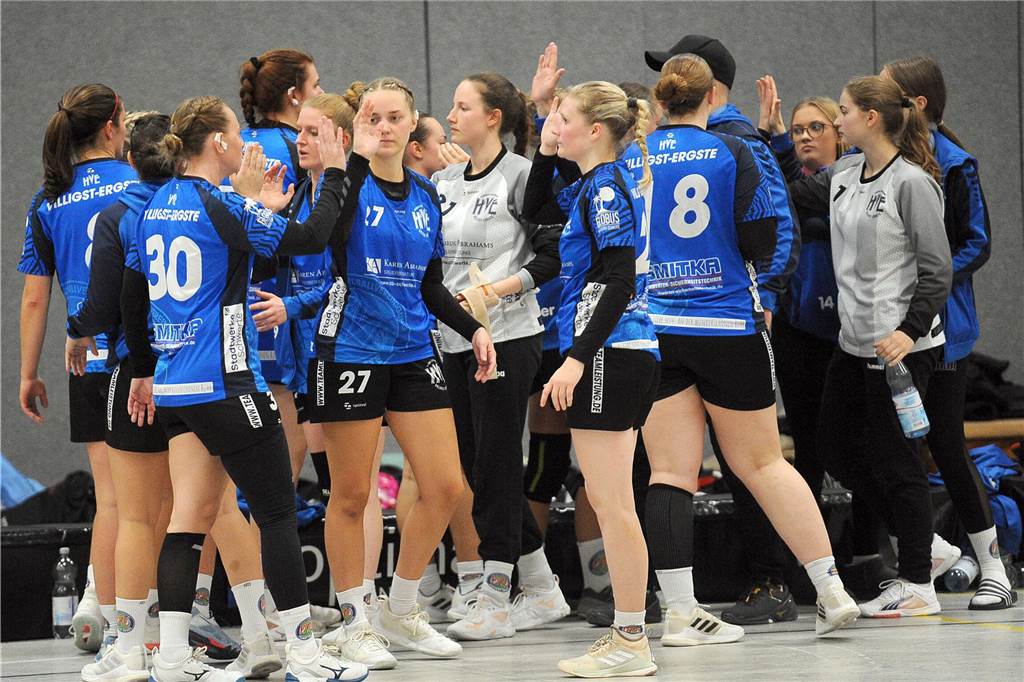 Derby-Gala der HSG Schwerte/Westhofen: HVE Villigst-Ergste wie Kaninchen vor der Schlange Lange Gesichter gab es bei den Damen der HVE Villigst-Ergste nach der deutlichen Derby-Pleite.