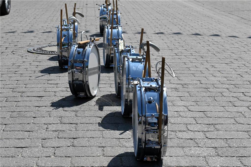 Lange mussten die Lembecker Schützenfreunde auf ihr geliebtes Fest warten. Die Parade am Sonntag war ein optischer Höhepunkt, bevor am Montag der neue König ermittelt wird.
