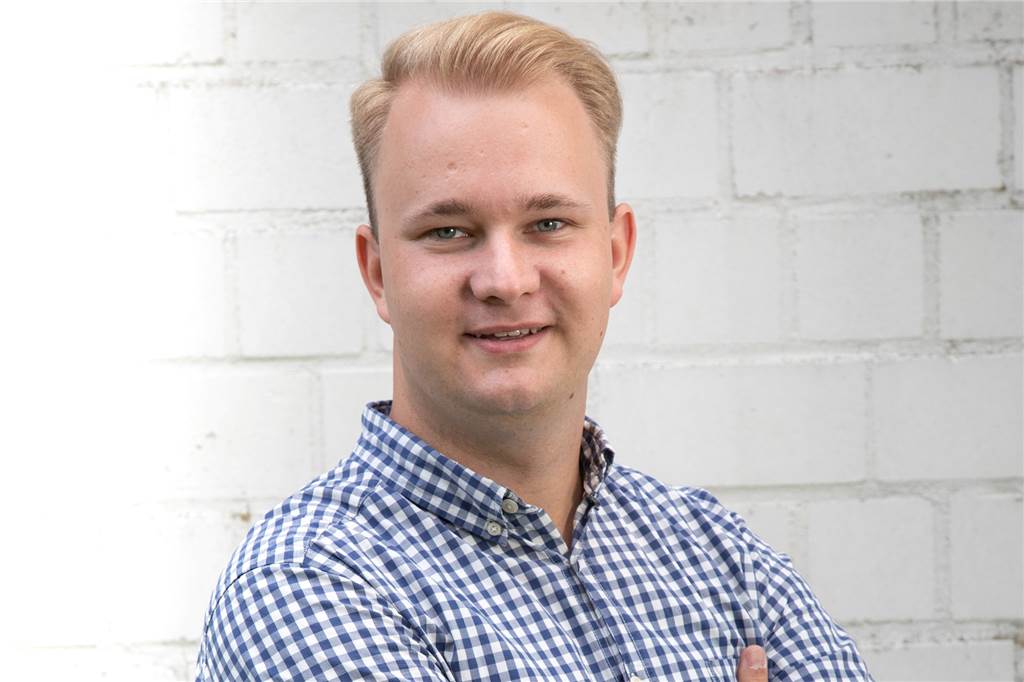 „Haifischbecken“ Amateurfußball: So funktioniert das Konzept der Spielerberatung Lars Rohwer (25) gründete 2019 seine Beratungs-Agentur „GoalTalents“, die sich auf junge Amateur-Fußballer spezialisiert hat.