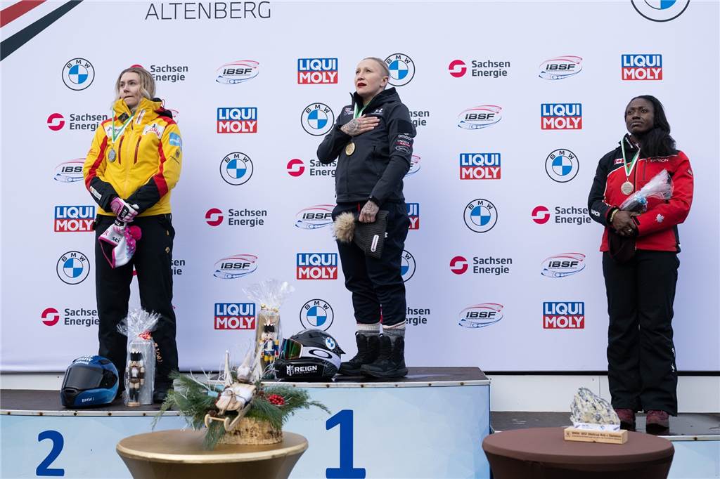 Weltcup in Altenberg: Laura Nolte landet auf dem dritten Rang Siegerehrung in Altenberg