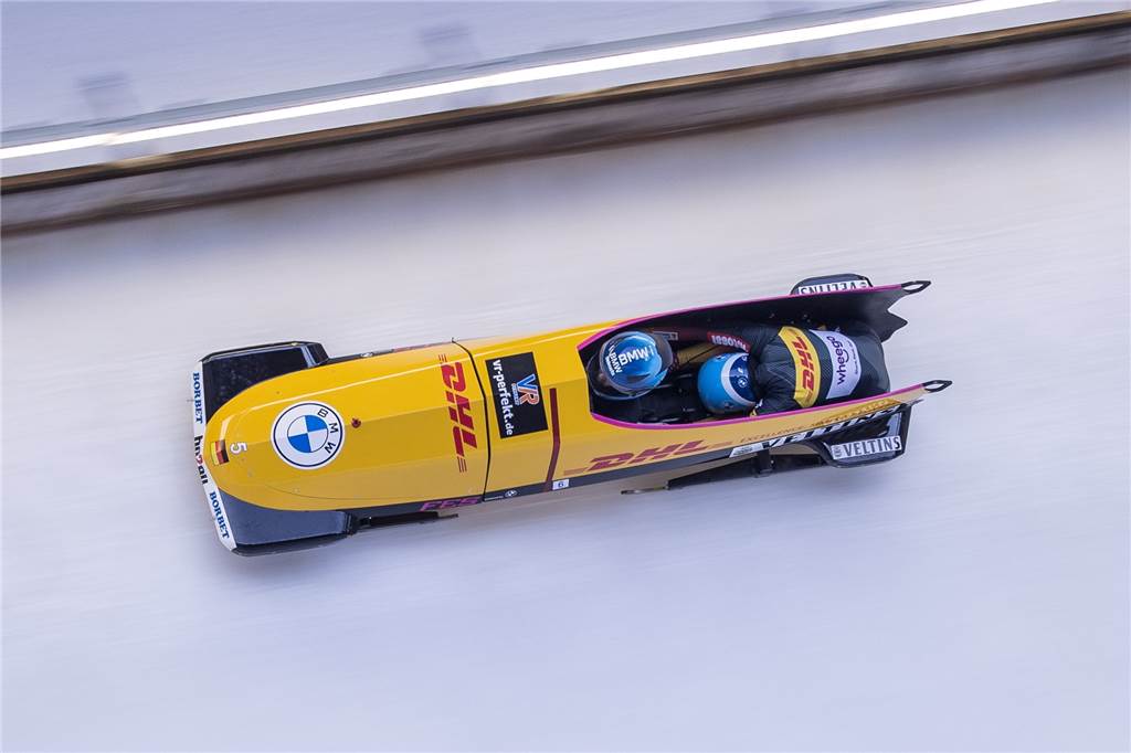 Bob-Weltmeister Jannis Bäcker über Olympionikin Laura Nolte: „Sie ist ein absolutes Supertalent“ Laura Nolte (vorne) mit Anschieberin Leonie Fiebig beim Weltcup in Innsbruck: Doch wie gut gelingt ihr die Umstellung vom Monobon dauerhaft?