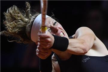 Laura Siegemund hat etwas die favorisierte Tschechin Barbora Strycova geschlagen und die zweite Runde erreicht. Foto: Marijan Murat