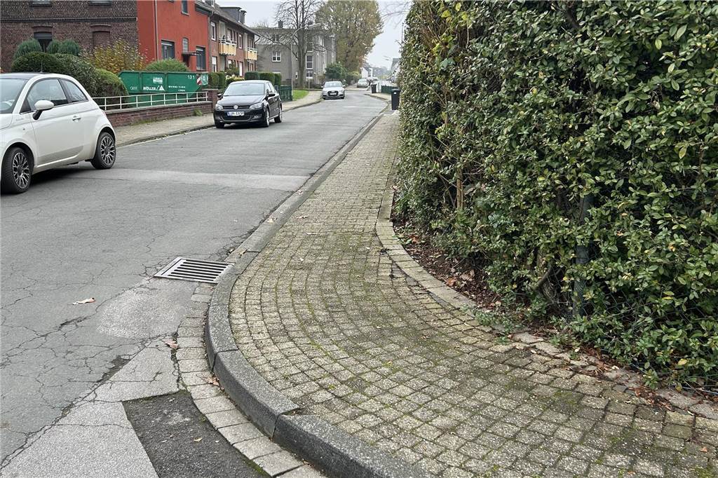 Geplante Einbahnstraße sorgt bei Anwohner für Frust Ernst-Weiß-Straße