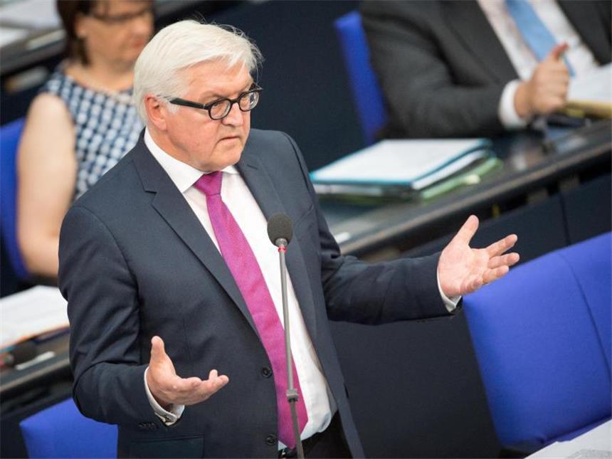 Fast 70 Prozent der für Präsidenten-Direktwahl Laut einer aktuellen Umfrage will eine Mehrheit der Deutschen Frank-Walter Steinmeier als neuen Bundespräsidenten. Foto: Alexander Heinl