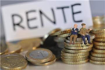 Laut einer Studie des DIW fehlten den Erwerbstätigen zwischen 55 und 64 Jahren im Schnitt 700 Euro im Monat, wenn sie jetzt in Rente gingen. Foto: Andreas Gebert