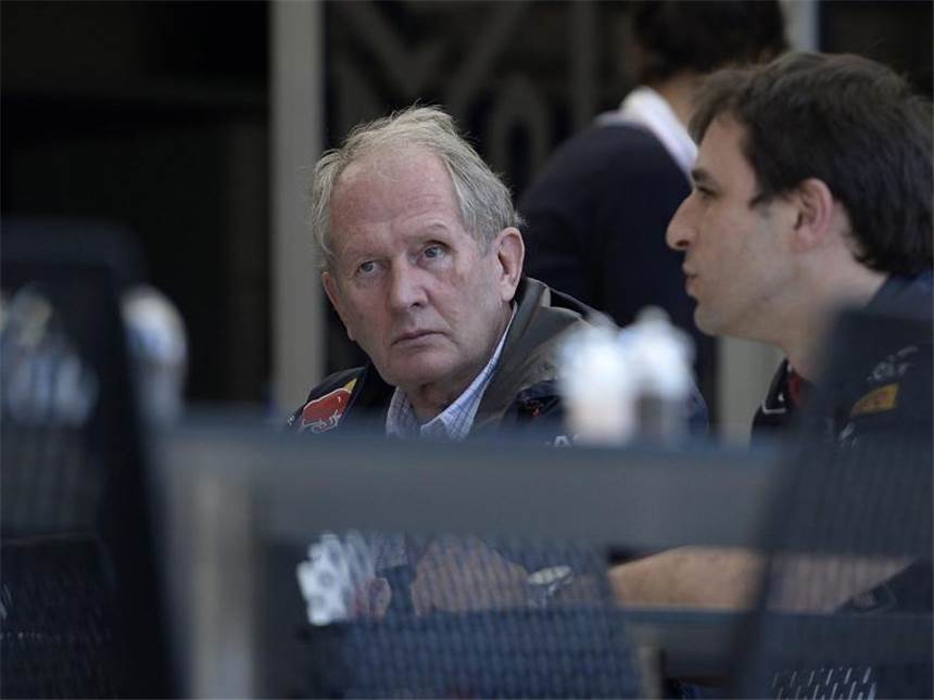 Vettels Motorsportchef: Auftakt zwei Monate zu früh Laut Helmut Marko (l) muss Red Bull noch einiges aufholen. Foto: Mazen Mahdi