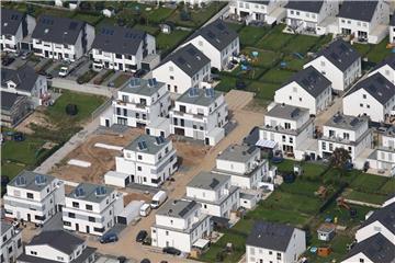 Laut Koalitionsvertrag sollen Familien für den Kauf oder Bau einer Wohnung oder eines Hauses zehn Jahre lang 1200 Euro pro Kind und Jahr erhalten. Foto: Oliver Berg