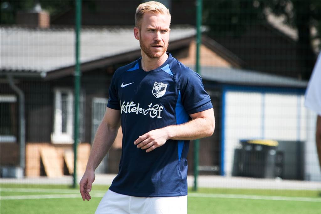 Lavesum hat einen neuen Co-Trainer - Doppelfunktion für erfahrenen Spieler Lavesums Neuzugang Nils Unger ist der neue Co-Trainer von Michael Ecker.