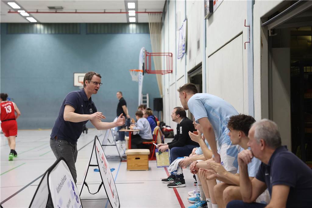 LippeBaskets Werne vor nächster schwieriger Auswärtsaufgabe: Christoph Henke coacht seine Spieler.