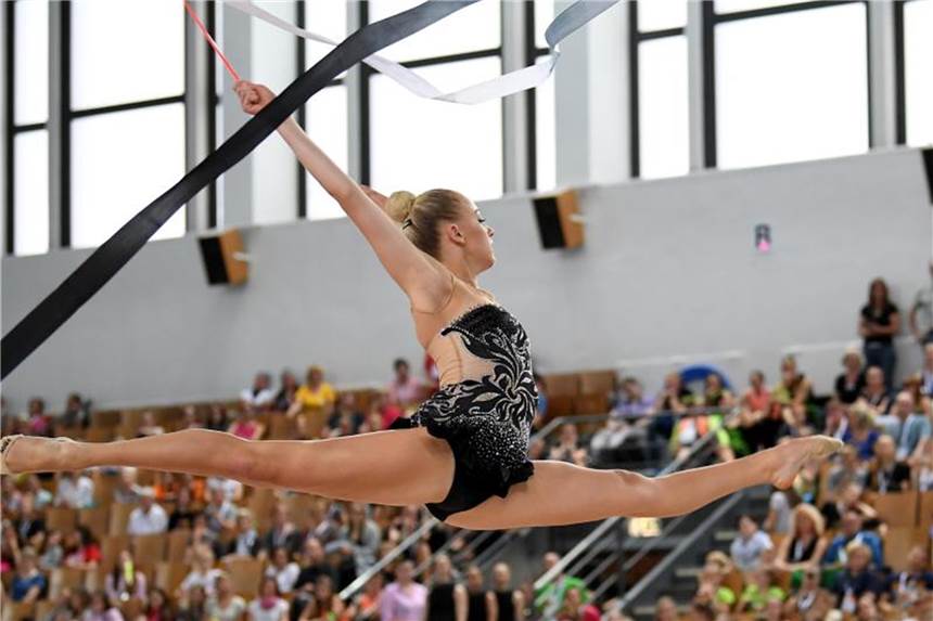 Deutsche Gymnastikgruppe für WM 2019 qualifiziert Lea Tkaltschewitsch plagen weiter körperliche Probleme. Foto: Britta Pedersen